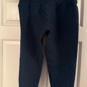 Women’s Navy Textured Leggings